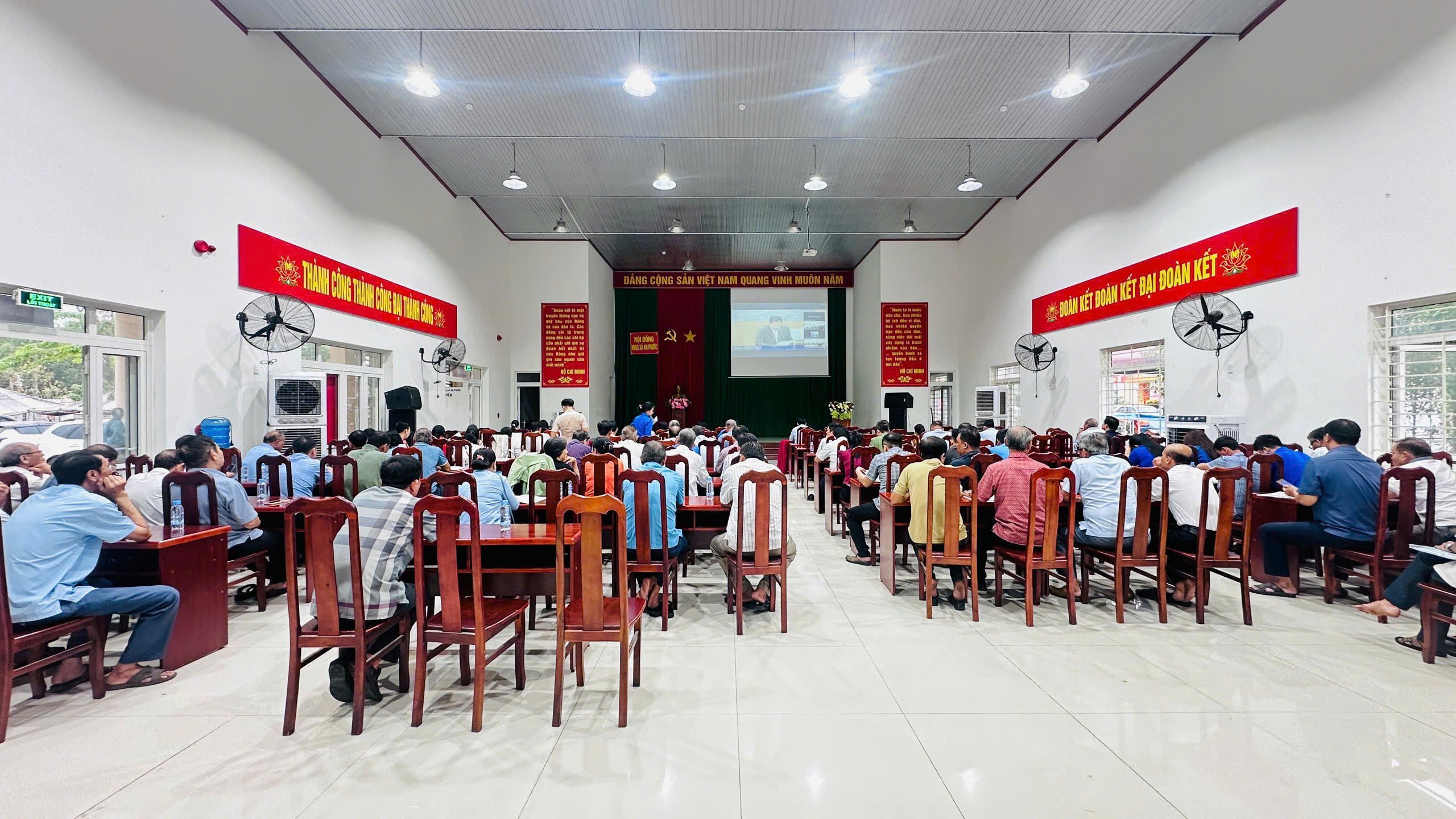 z7568661767381 59e31cbaf3246f8d24e12469969fca1b