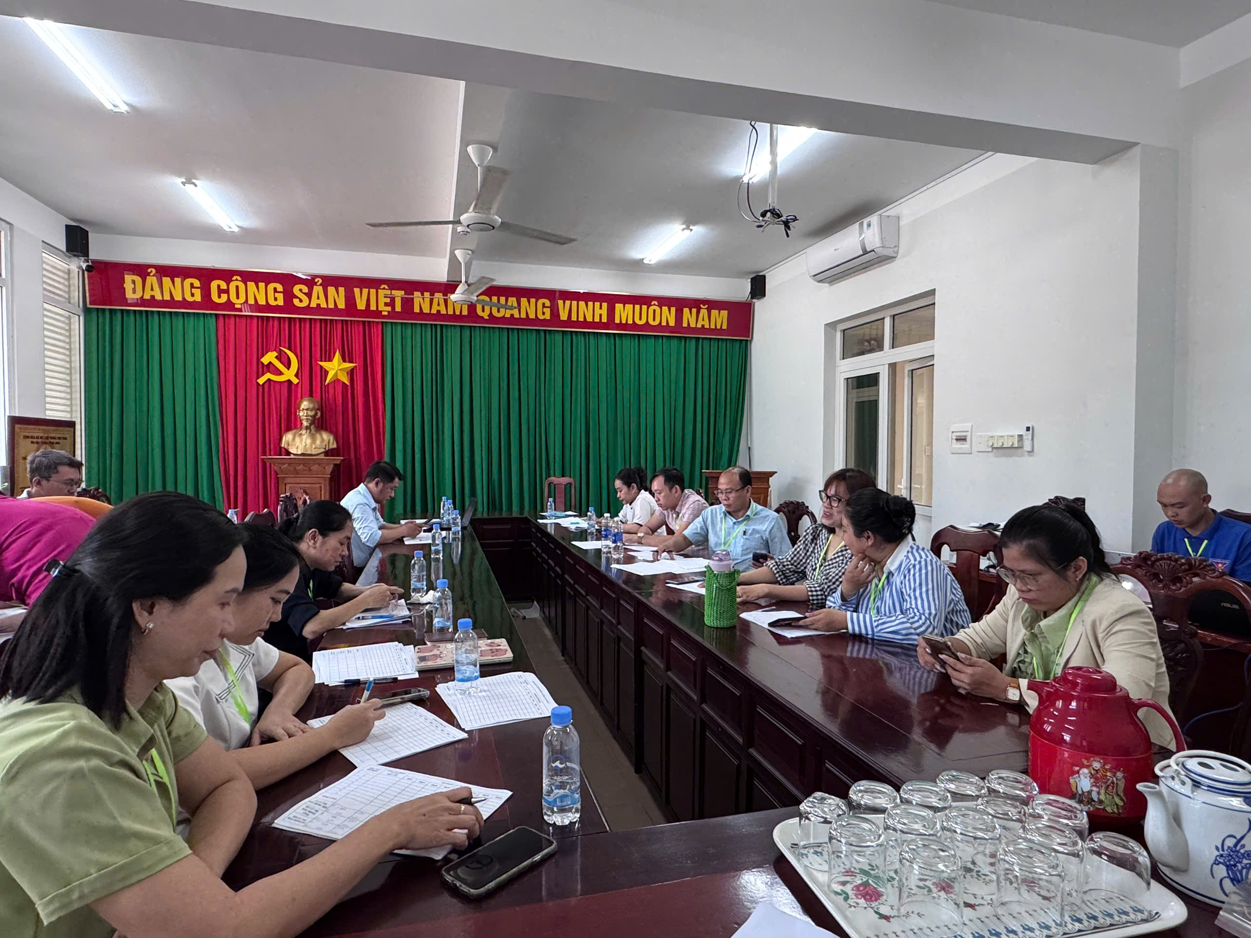 Ủy ban bầu cử xã An Phước cập nhật tiến độ bầu cử