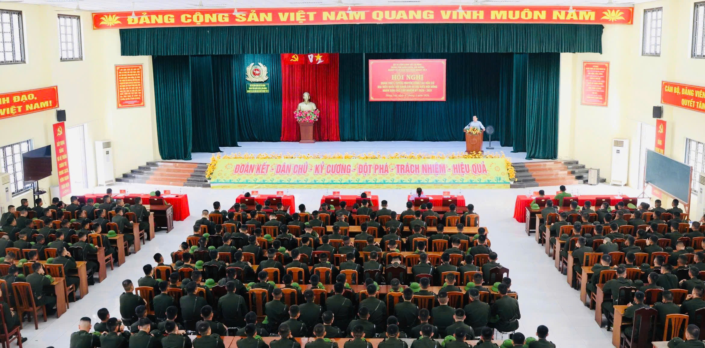 z7598505249059 970d7e5d6721f3789c4edd7d33a336e8