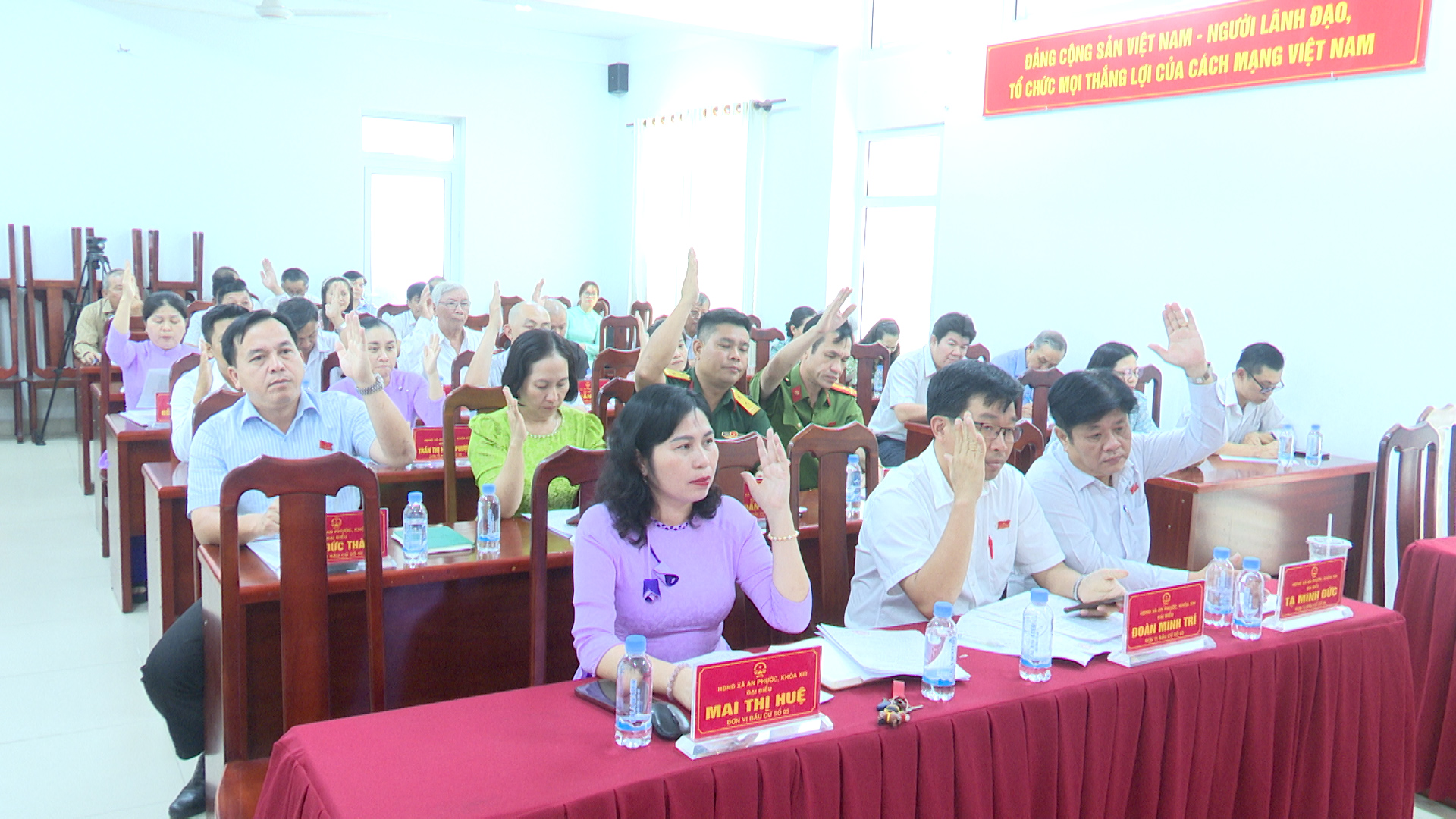 968 5748 MXF 19 21 58 09 Still001