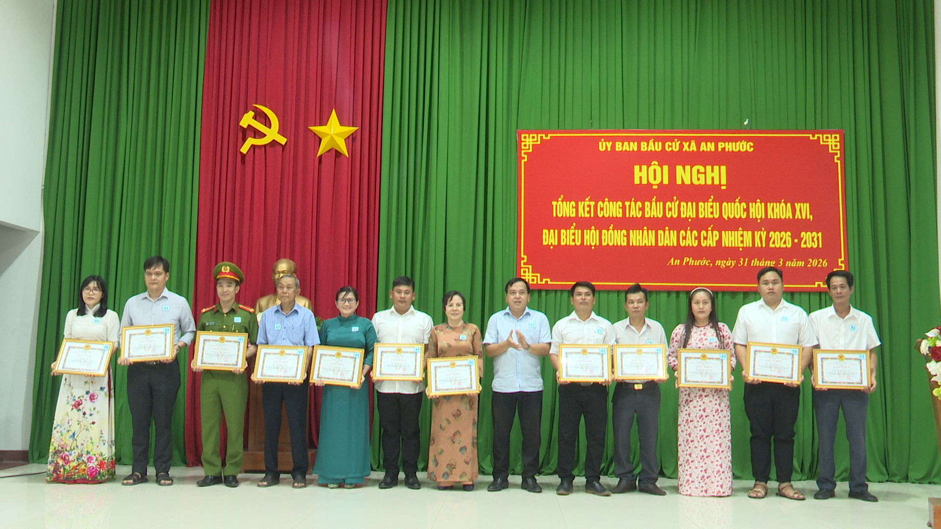 968 5801 MXF 19 27 53 01 Still001