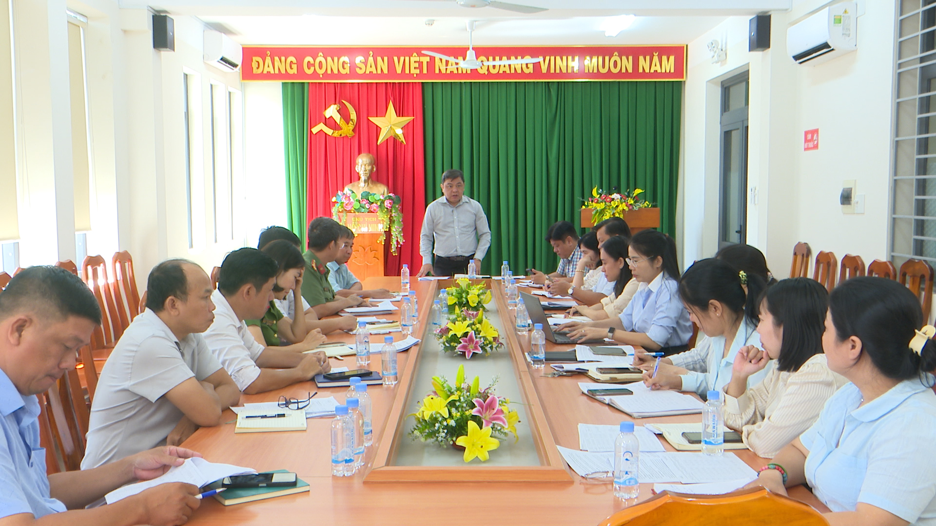 Toàn cảnh cuộc họp